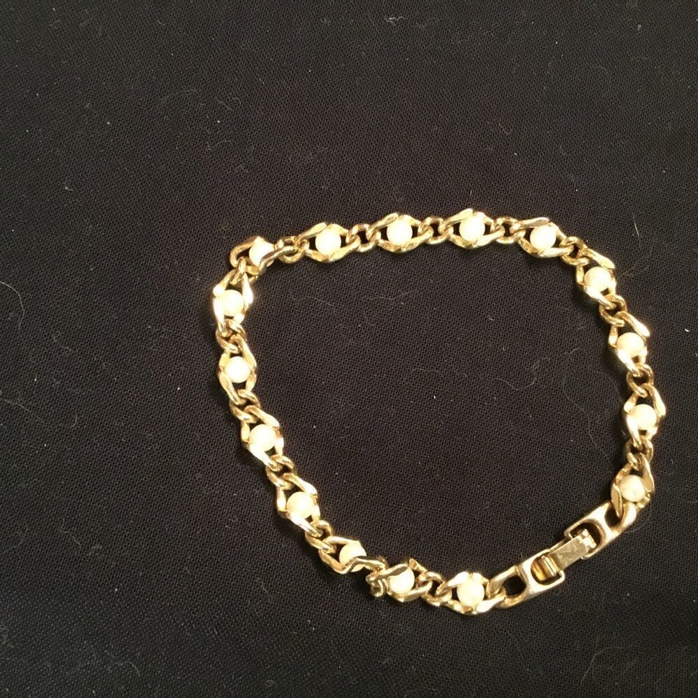 Goldtone and Small Faux Pearls Bracelet